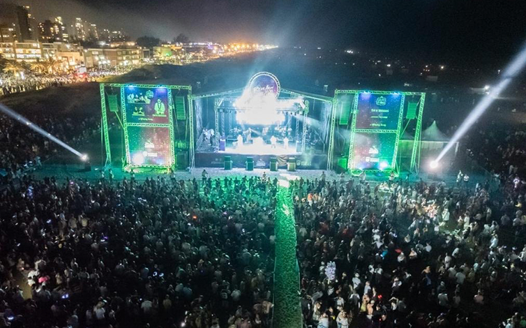 Palco e estrutura da Solution Eventos em grande evento