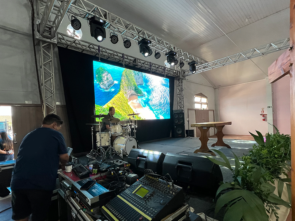 Sonorização profissional para evento